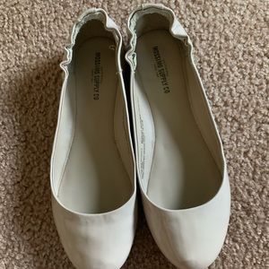 Mossimo supply co nude flats